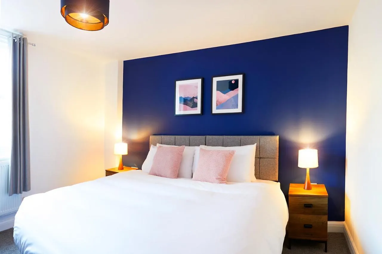 別荘 スカーバラ Beautifully Furnished 4-Bed Townhouse On South Cliffヴィラ イギリス